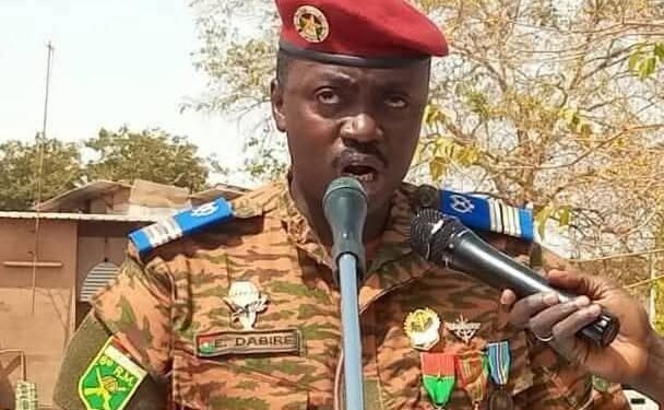 𝐀𝐄𝐒 : 𝐋𝐞 𝐂𝐨𝐥𝐨𝐧𝐞𝐥 𝐄́𝐫𝐢𝐜 𝐃𝐚𝐛𝐢𝐫𝐞́ 𝐩𝐫𝐞𝐧𝐝 𝐥𝐞 𝐜𝐨𝐦𝐦𝐚𝐧𝐝𝐞𝐦𝐞𝐧𝐭 𝐝𝐞 𝐥𝐚 𝐅𝐨𝐫𝐜𝐞 𝐮𝐧𝐢𝐟𝐢𝐞́𝐞