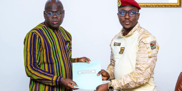 PRÉSIDENCE DU FASO: PR HAMIDOU SAWADOGO PREND LES COMMANDES DU BN-GPB