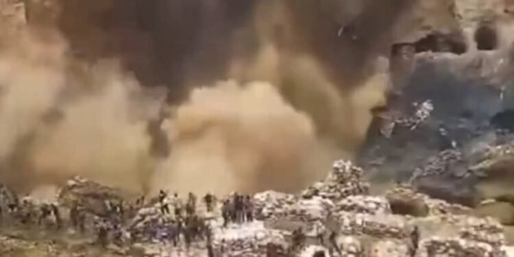 RDC : L&rsquo;EFFONDREMENT D&rsquo;UN PONT DANS UNE MINE ARTISANALE FAIT 32 MORTS DANS LE LUALABA