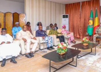 AES : ASSIMI GOÏTA REÇOIT LA DÉLÉGATION MINISTÉRIELLE DE L’AES LORS DU PREMIER SALON INTERNATIONAL DE L’ENTREPRENEURIAT À BAMAKO