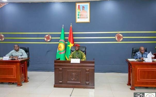 JUSTICE : IBRAHIM TRAORÉ PRÉSIDE LA PREMIÈRE RENCONTRE STATUTAIRE 2025 DU CONSEIL SUPÉRIEUR DE LA MAGISTRATURE