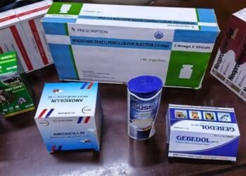 FRAUDE AU BURKINA FASO : LES DOUANES DÉMANTÈLENT UN IMPORTANT RÉSEAU DE MÉDICAMENTS ILLICITES