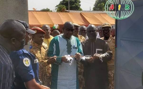 BURKINA FASO : KOUDOUGOU ACCUEILLE UNE NOUVELLE APPROCHE DE LA SÉCURITÉ AVEC UN COMMISSARIAT DE SECTEUR