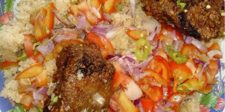 DE LA LAGUNE AUX ASSIETTES DU MONDE : LE VOYAGE DE L’ATTIÉKÉ