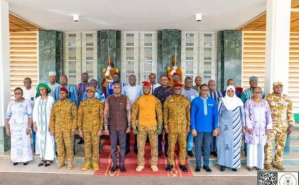 BURKINA-CONSEIL DES MINISTRES : RÉFORMES INSTITUTIONNELLES, SÉCURITÉ RENFORCÉE ET INVESTISSEMENTS MAJEURS POUR 2026