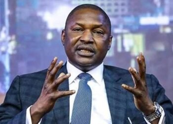 NIGERIA : ABUBAKAR MALAMI OBTIENT UNE LIBERTÉ CONDITIONNELLE SUR FOND DE LOURDES ACCUSATIONS FINANCIÈRES
