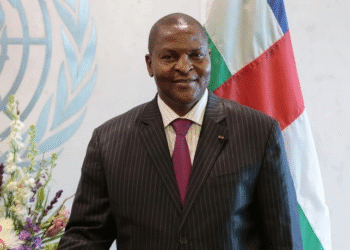 PRÉSIDENTIELLE EN CENTRAFRIQUE : FAUSTIN-ARCHANGE TOUADÉRA RECONDUIT POUR UN NOUVEAU MANDAT