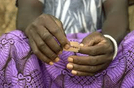 GAMBIE : UNE LUTTE JUDICIAIRE AUTOUR DES MUTILATIONS GÉNITALES FÉMININES