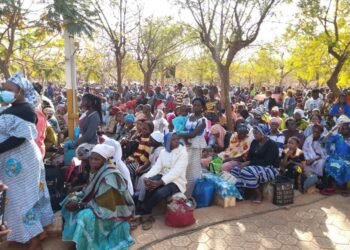 YAGMA : UNE MARÉE DE FIDÈLES POUR LA PAIX ET L’OUVERTURE DU JUBILÉ DES 125 ANS DE L’ÉGLISE À OUAGADOUGOU