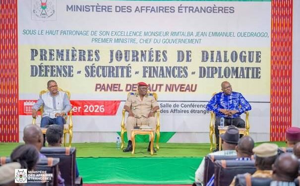 DIALOGUE STRATÉGIQUE À OUAGADOUGOU : SATISFACTION AU TERME DES PREMIÈRES ASSISES DÉFENSE-SÉCURITÉ-FINANCES-DIPLOMATIE