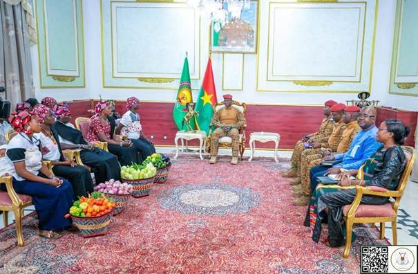 8 MARS 2026 : LA COOPÉRATIVE FÉMININE RELWENDE TEEL TABA EXPRIME SA RECONNAISSANCE AU PRÉSIDENT DU FASO