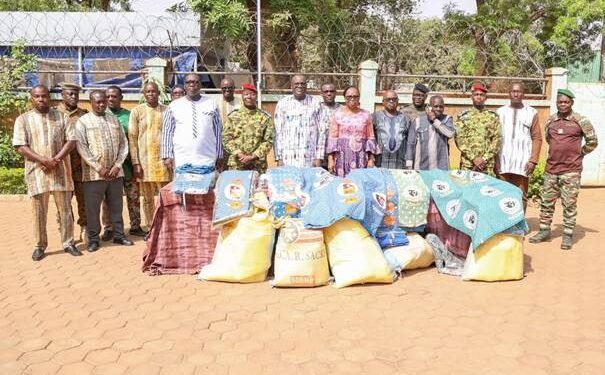 LUTTE CONTRE LA FRAUDE : 3 255 PAGNES CONTREFAITS DU 8 MARS REMIS AU MINISTÈRE DE LA FAMILLE POUR DES ACTIONS SOCIALES