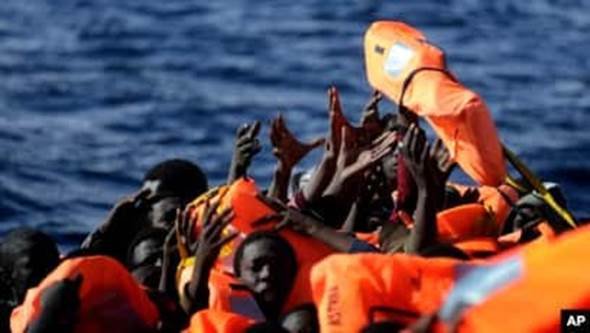 MÉDITERRANÉE CENTRALE : PLUS DE 50 MIGRANTS AFRICAINS SECOURUS PAR UNE ONG ITALIENNE