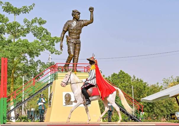 HOMMAGE À SANKARA : LA JEUNESSE MOBILISÉE AUTOUR DE L’AN I DE LA RÉVOLUTION PROGRESSISTE POPULAIRE