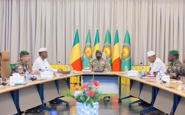 MALI : LE CONSEIL SUPÉRIEUR DE LA DÉFENSE REDÉFINIT LA STRATÉGIE SÉCURITAIRE APRÈS LES ATTAQUES DU 25 AVRIL