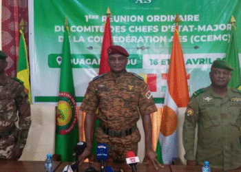 FORCE UNIFIÉE DE L’AES : OUAGADOUGOU ACCUEILLE LA PREMIÈRE RÉUNION STRATÉGIQUE DES CHEFS D’ÉTAT-MAJOR DE L’AES
