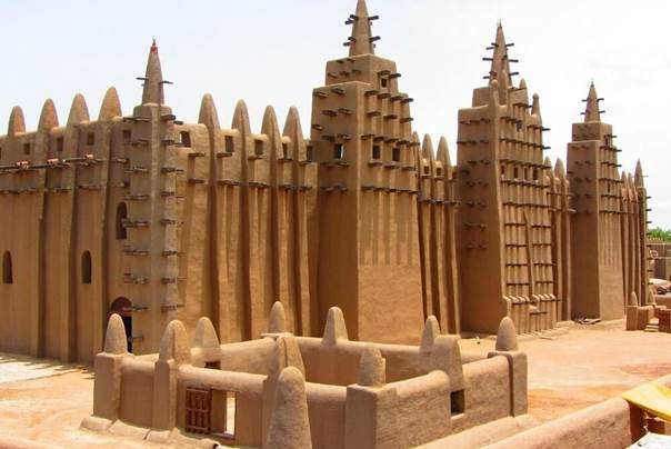 AFRICAN IDENTITIES : TOMBOUCTOU, LES MOSQUÉES QUI RACONTENT LA GRANDEUR INTELLECTUELLE DU MALI