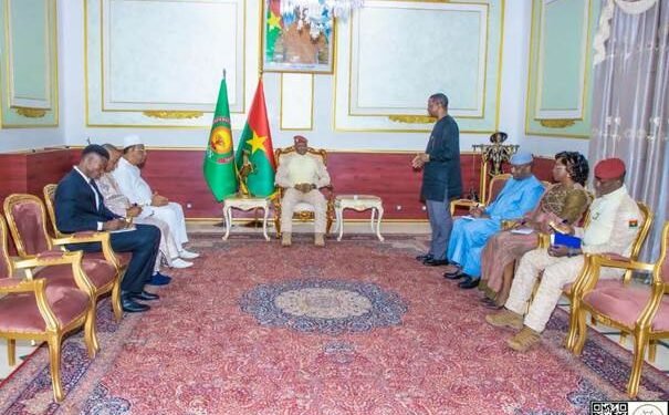 AUDIENCE AU PALAIS DE KOSYAM : LE MÉDIATEUR DE LA CEDEAO APPELLE À UNE COOPÉRATION RENFORCÉE AVEC L’AES