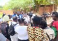SALAIRES IMPAYÉS À BURKINA INFO : LES EMPLOYÉS MAINTIENNENT LA PRESSION ET FONT CONFIANCE À LA JUSTICE