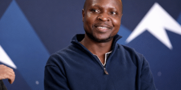 SUCCÈS STORIES | WILLIAM KAMKWAMBA : L&rsquo;ADOLESCENT QUI A TRANSFORMÉ LE VENT EN ESPOIR