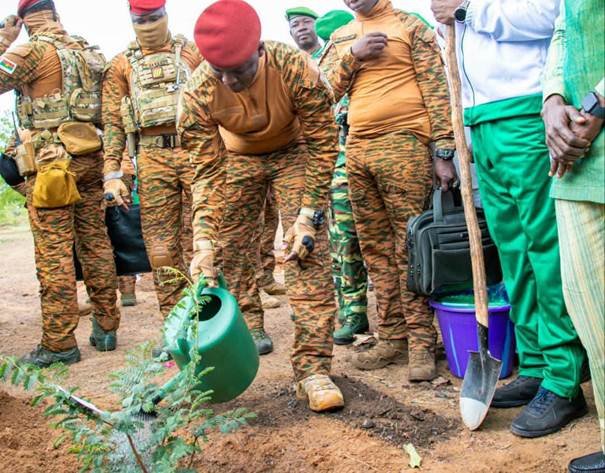 BURKINA FASO : 5 MILLIONS D’ARBRES ATTENDUS EN TERRE LE 20 JUIN LORS DE LA JOURNÉE NATIONALE DE L’ARBRE