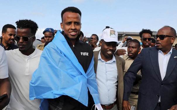 COUPE DU MONDE 2026 : L’ARBITRE SOMALIEN OMAR ABDULKADIR  ARTAN ÉCARTÉ APRÈS UN REFUS D’ENTRÉE AUX ÉTATS-UNIS