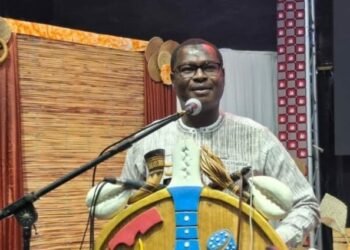 MUSIQUE BURKINABÈ : LE MINISTRE PINGDWENDÉ GILBERT OUÉDRAOGO APPELLE À UN ENGAGEMENT PATRIOTIQUE DES CONSOMMATEURS