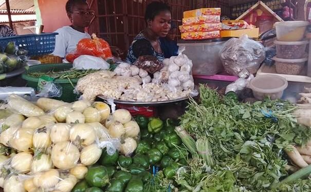 FLAMBÉE DES PRIX DES DENRÉES ALIMENTAIRES : VENDEURS ET CONSOMMATEURS TIRENT LA SONNETTE D&rsquo;ALARME
