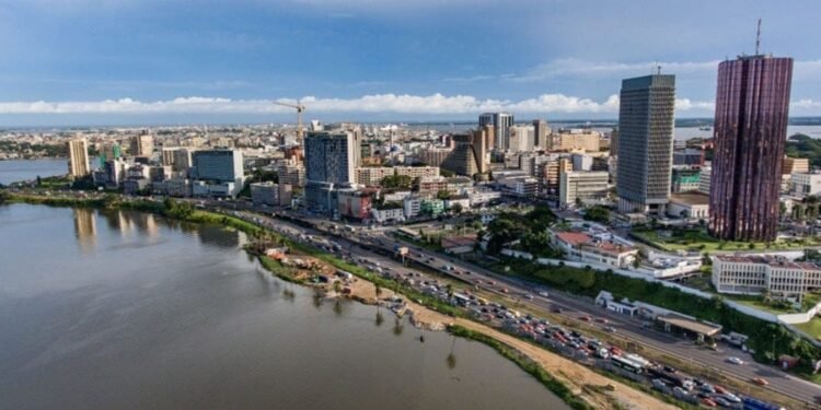UMOA: LA CÔTE D’IVOIRE MOBILISE PLUS DE 53 MILLIARDS FCFA LORS D’UNE ÉMISSION DE BAT À 364 JOURS