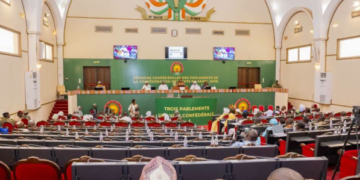 PARLEMENT DE L’AES : LA PREMIÈRE SESSION CONFÉDÉRALE S’ACHÈVE À NIAMEY